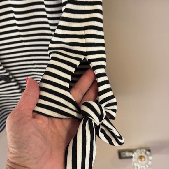 Bailey 44 Black and White Striped stretch knit Blazer 3/4 Sleeves with tie NWOT - Picture 5 of 10